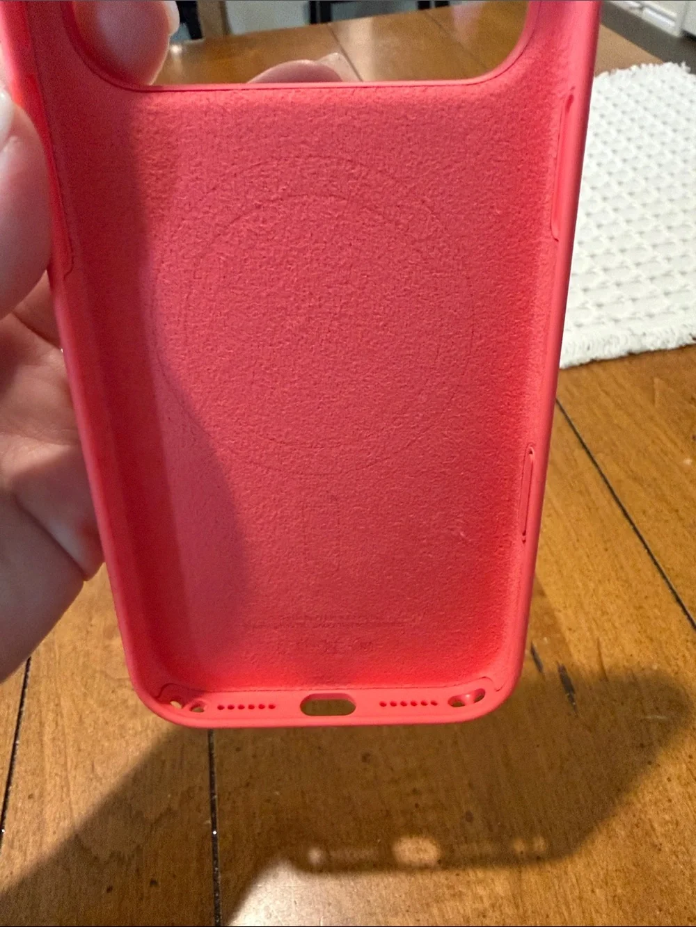 Apple Silicone iPhone Case Bright Guava